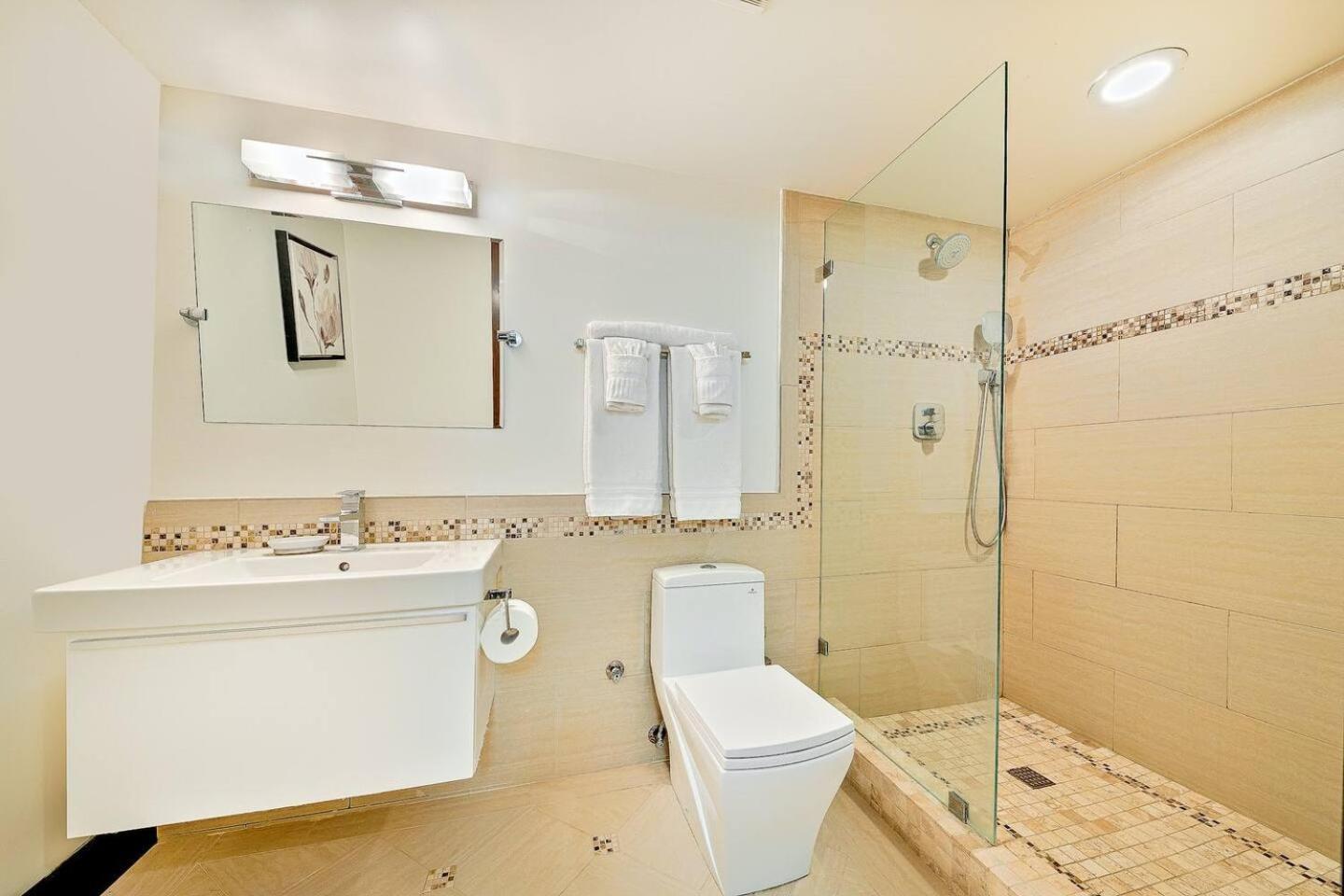 Holiday home Ocean View Serenity With Theater And Heated Pool *