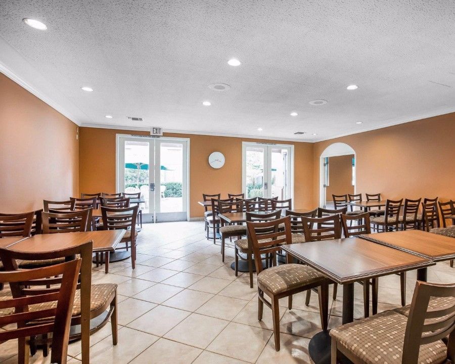 Ramada By Wyndham Hotel