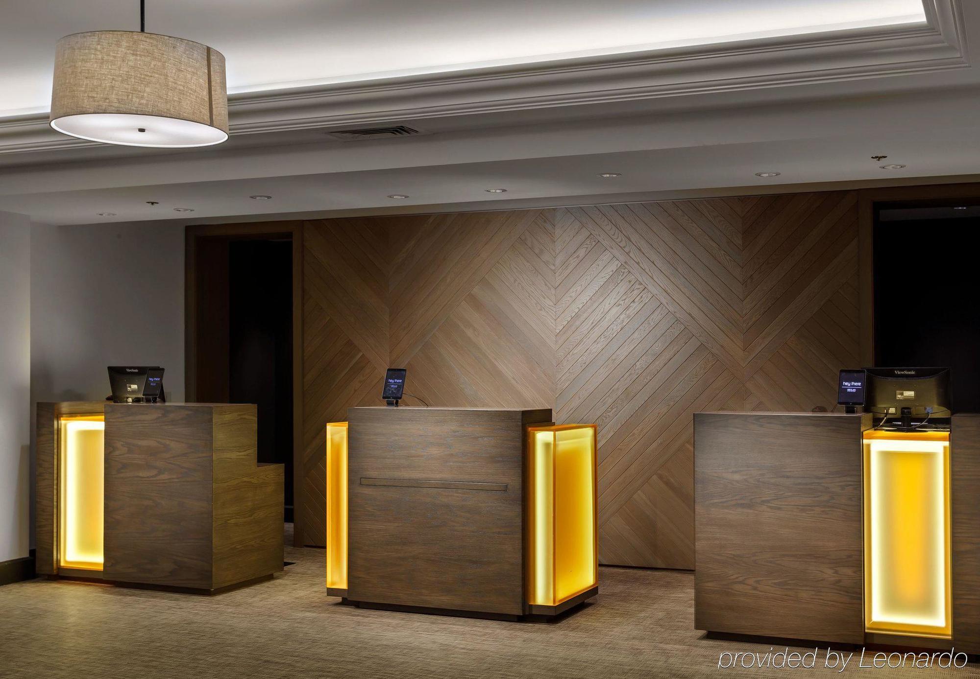 Marriott Vacation Club,    Hotel