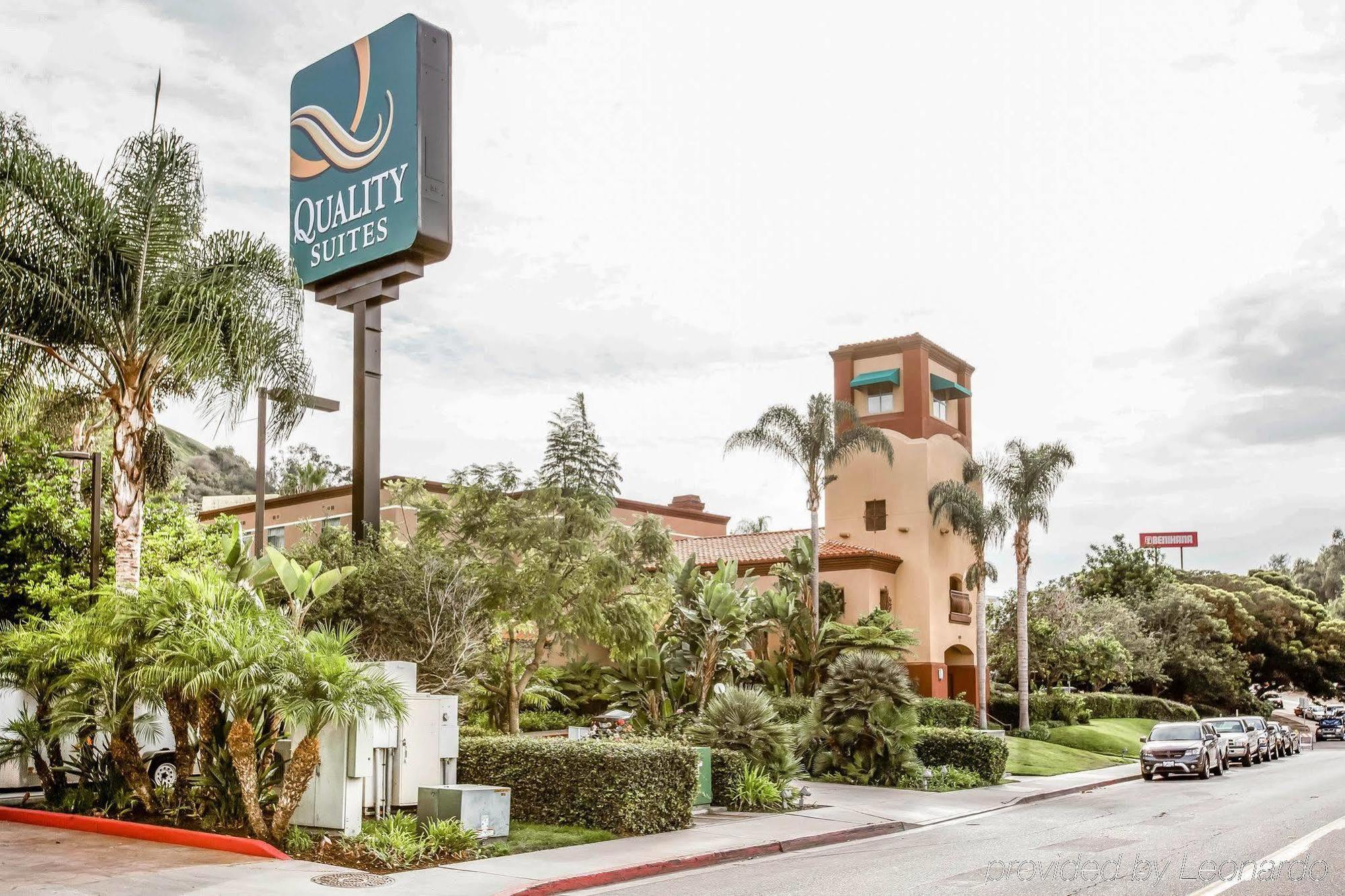 Hotel Ramada By Wyndham 2*