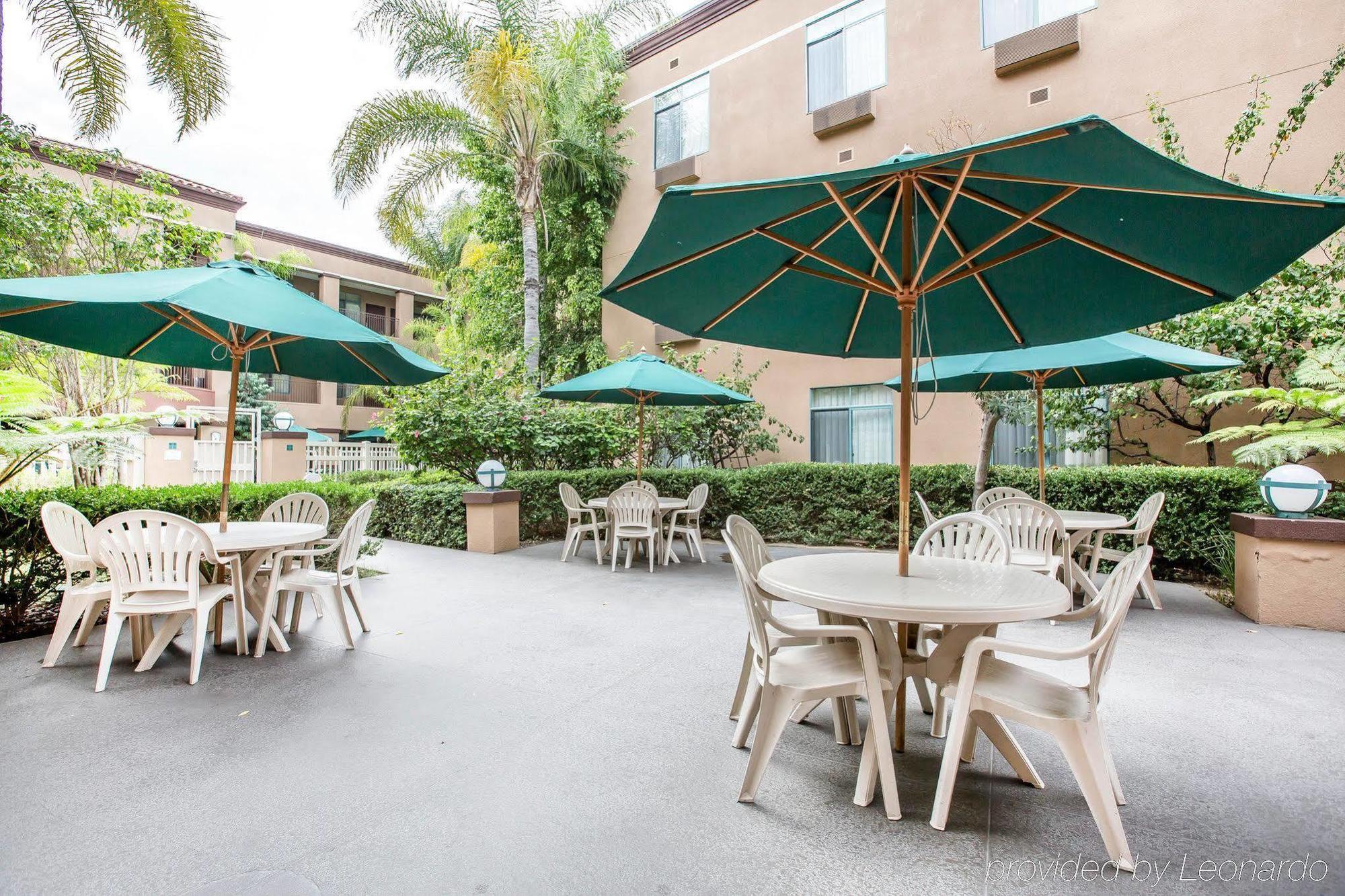 Hotel Ramada By Wyndham 2*