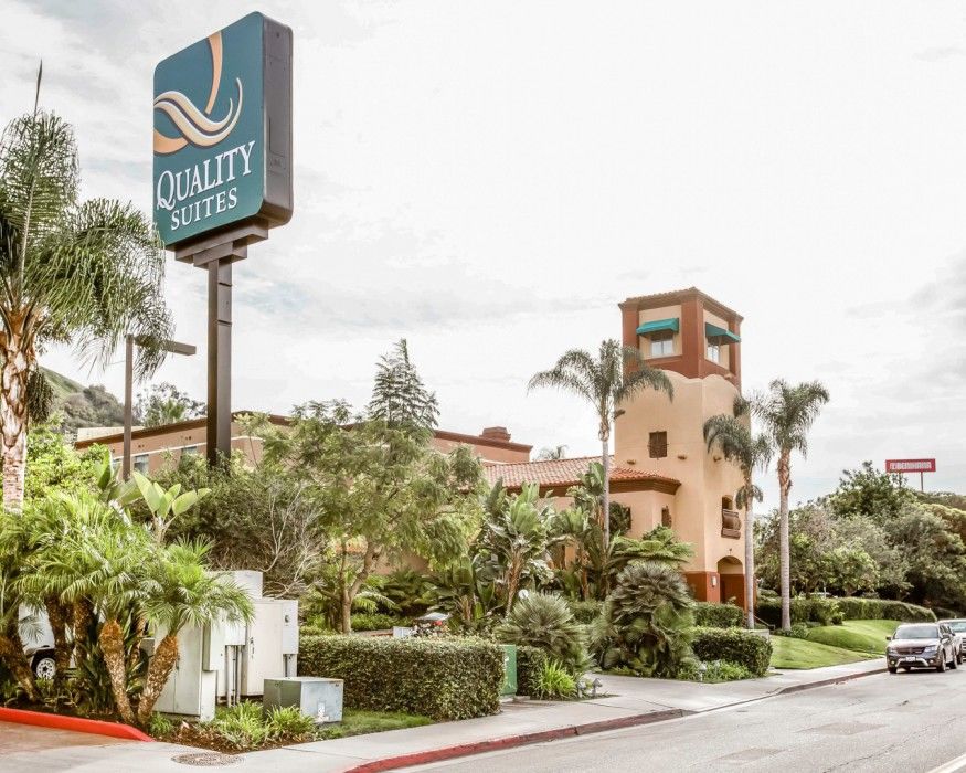 Ramada By Wyndham Hotel 2*