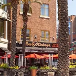 Hilton San Diego Gaslamp Quarter
