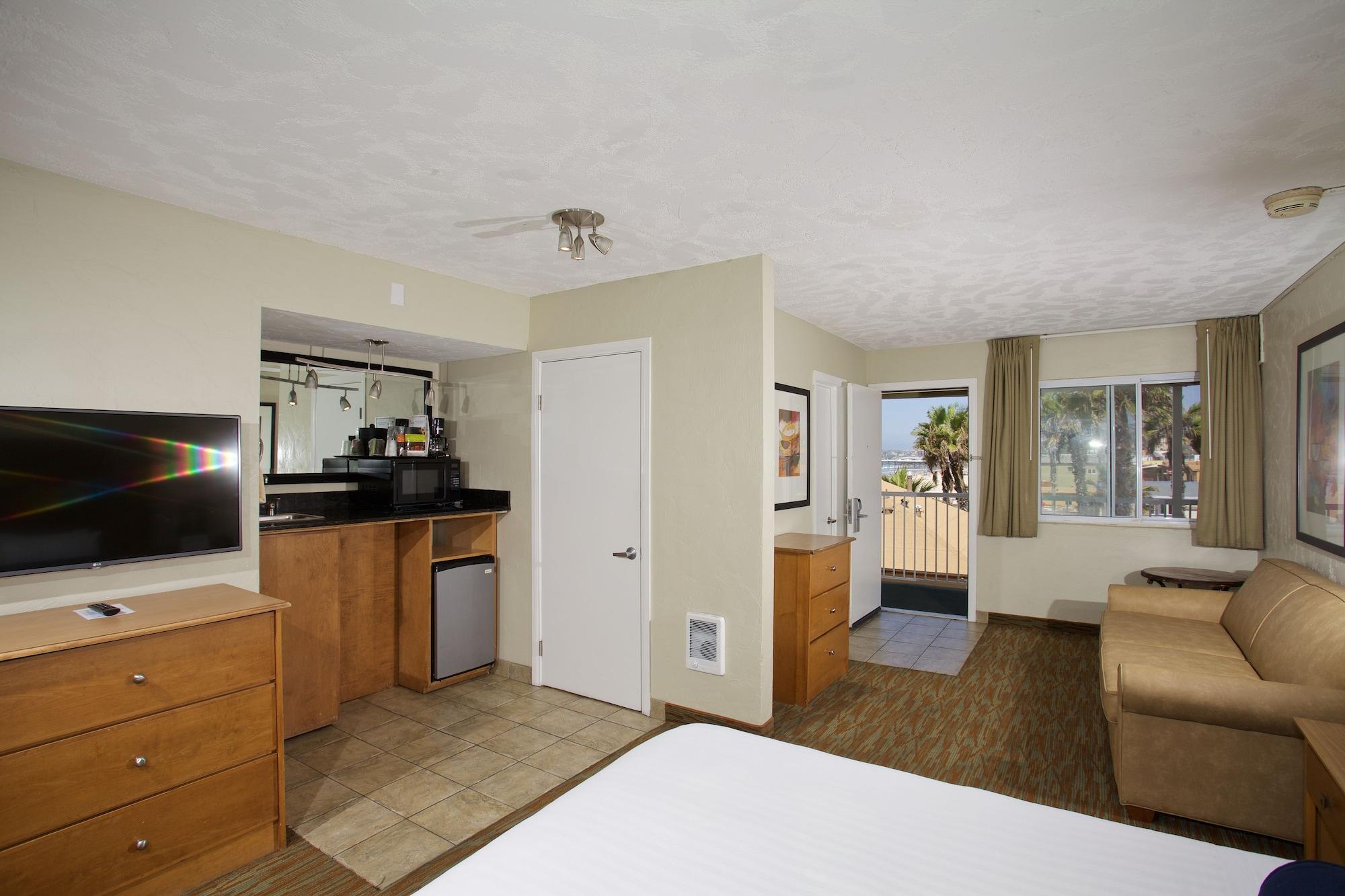 Surfer Beach 3* San Diego