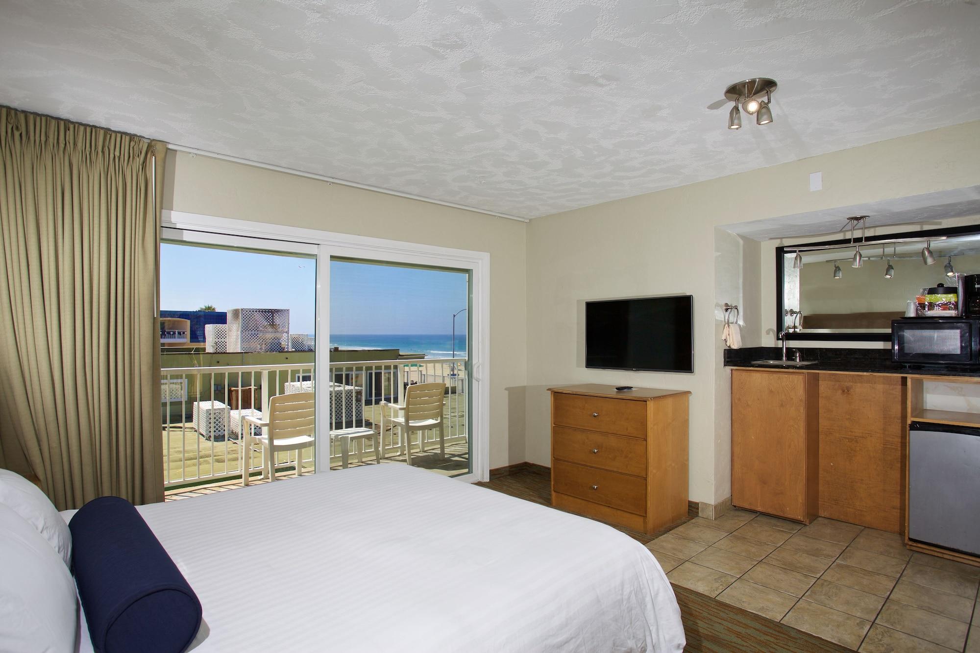 Surfer Beach 3* San Diego