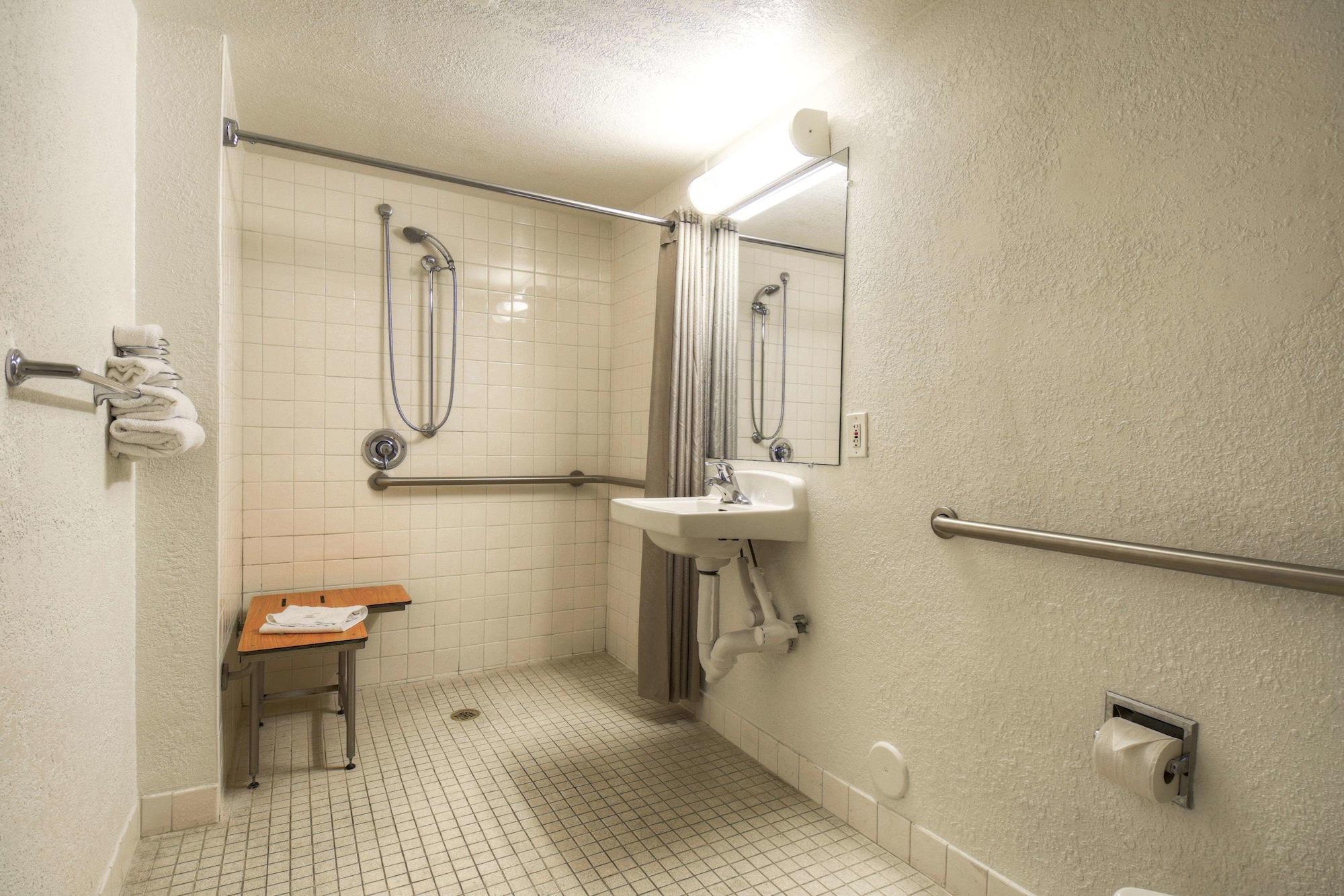 6-san Ysidro, Ca - - Border Hotel San Diego