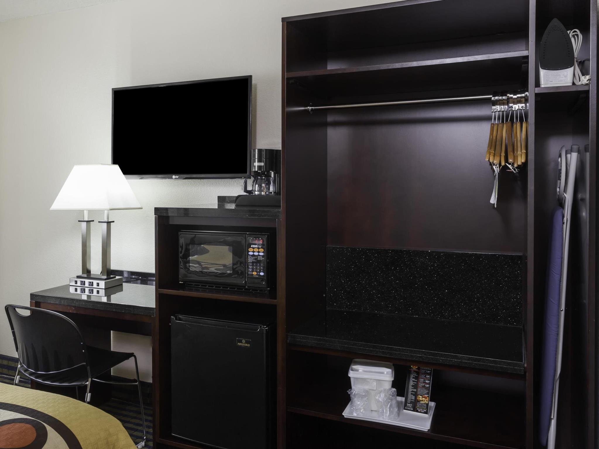 Super 8 By Wyndham Circle Hotel 2*