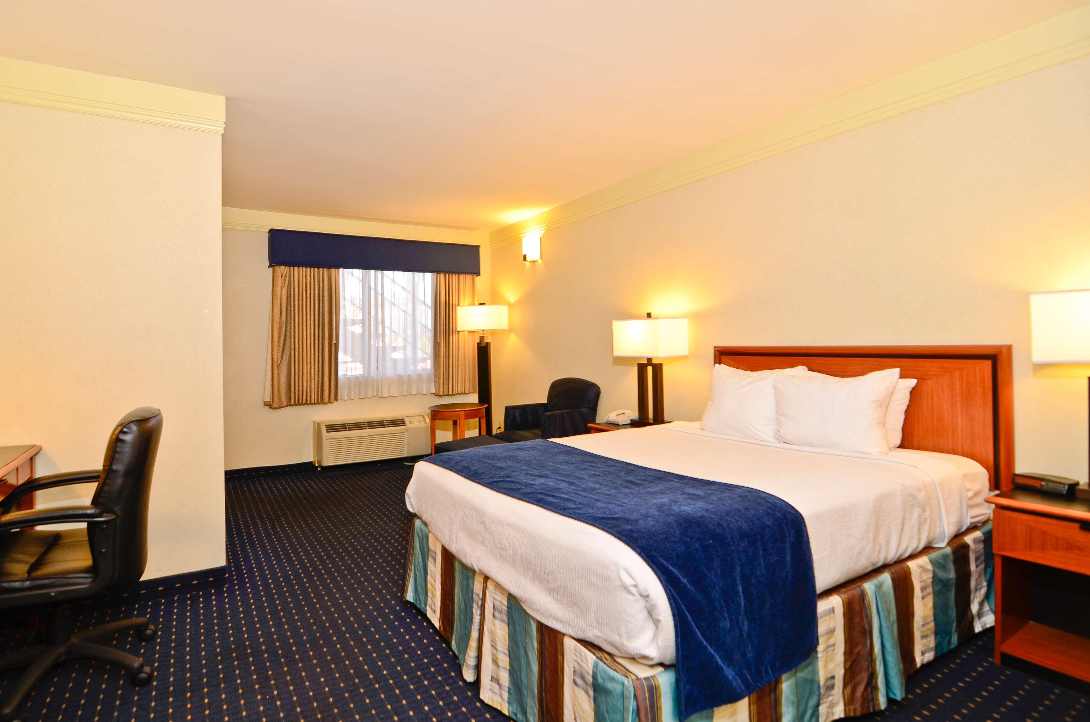 Best Western Mission Bay Motel 3*
