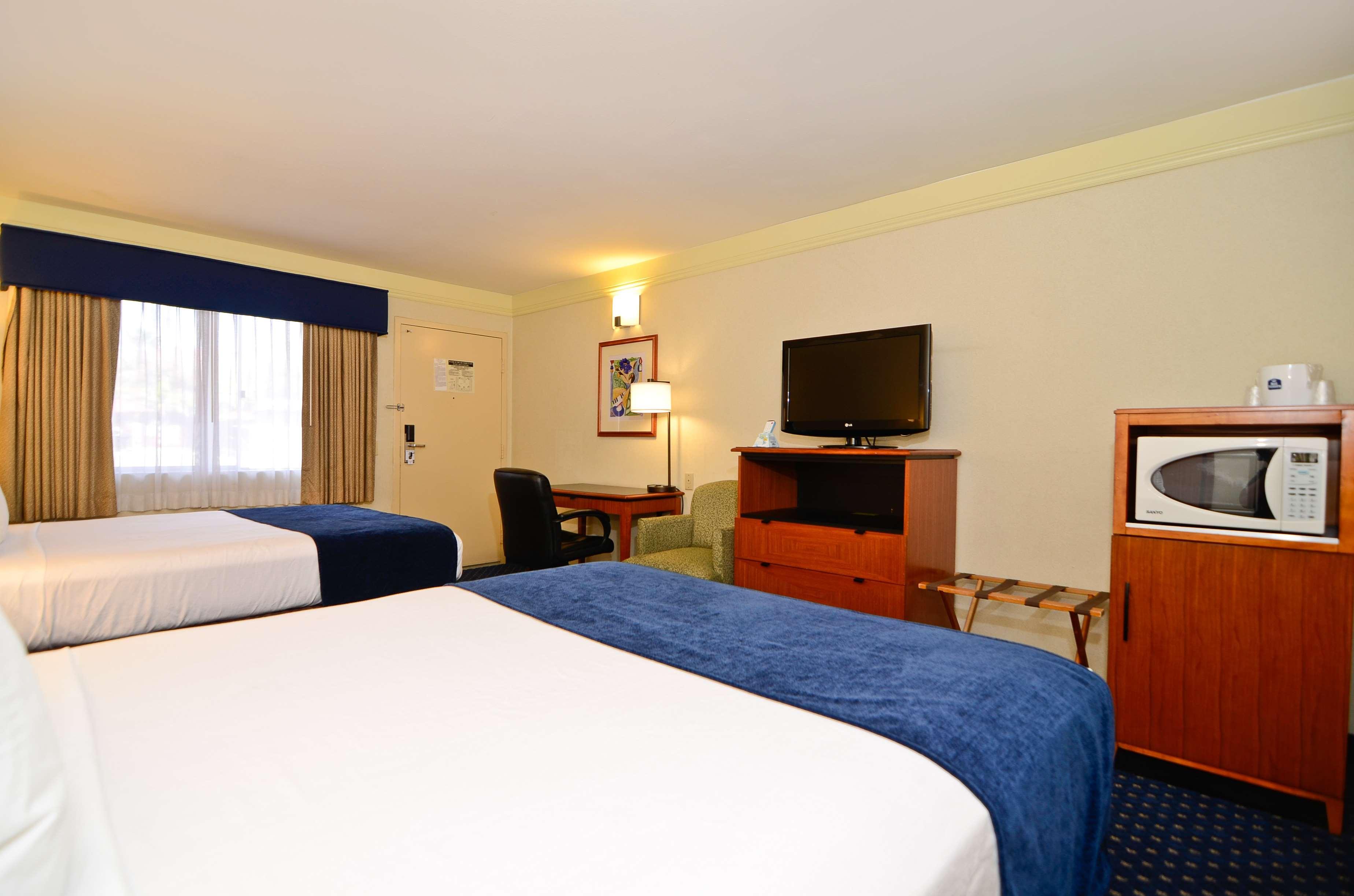 Best Western Mission Bay Motel 3*