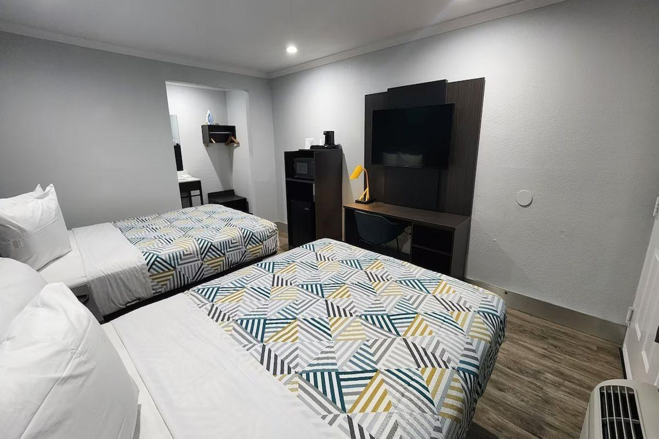 Studio 6 San Ysidro Ca South Bay 2*
