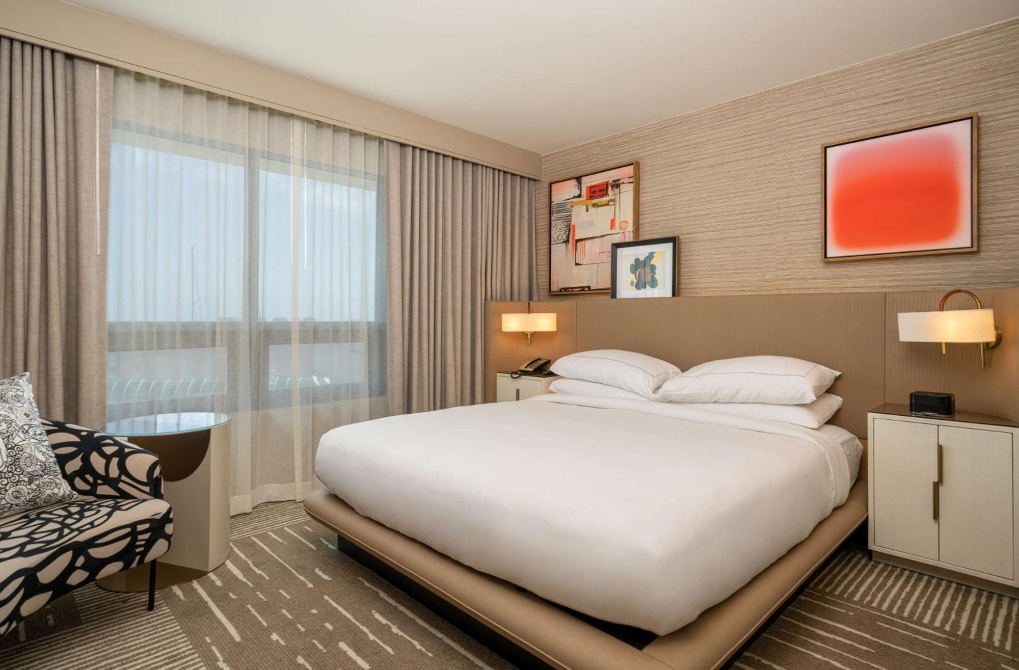 Hilton Gaslamp Quarter 4*