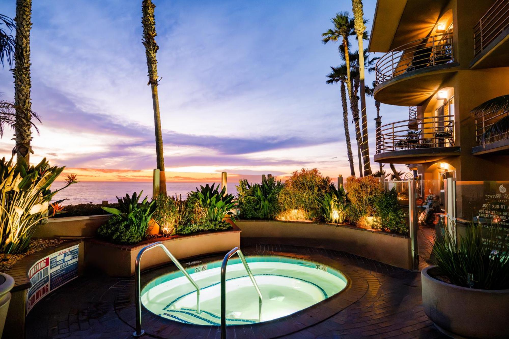 Hotel Pacific Terrace 4*