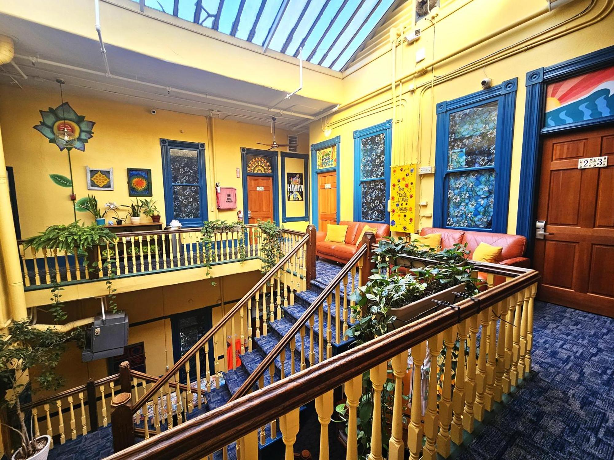 Gaslamp Albergue *