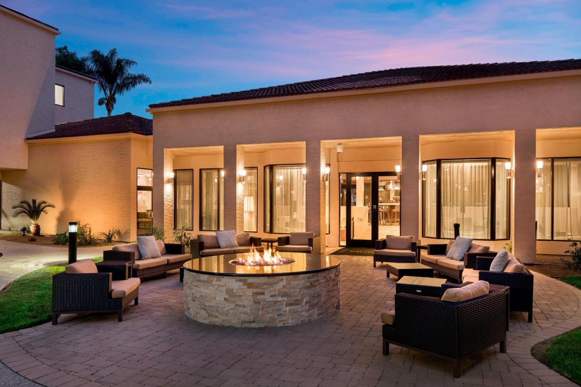 Hotel Courtyard By Marriott Sorrento Valley 3*