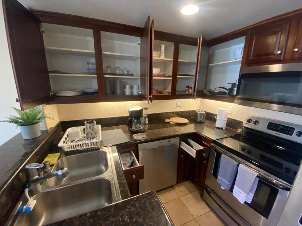 Apartamento Venetian Vacation La Jolla Two Bedroom Luxury Furnished Near And Utc Mall *