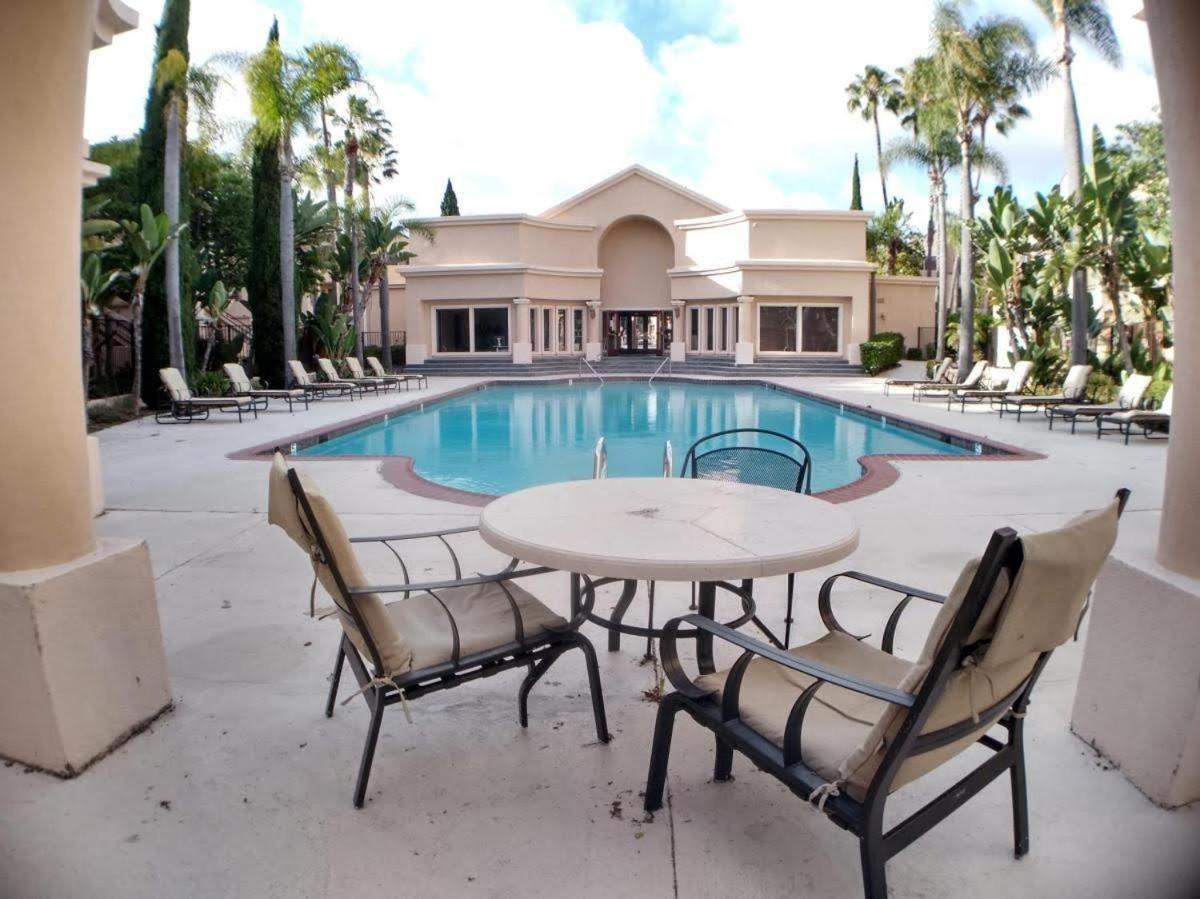 Apartamento Venetian Vacation La Jolla Two Bedroom Luxury Furnished Near And Utc Mall *