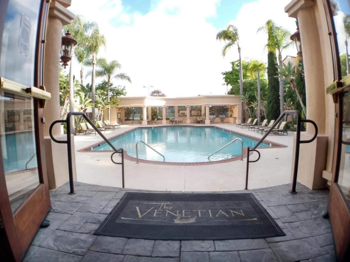 Venetian Vacation La Jolla Two Bedroom Luxury Furnished Near And Utc Mall *