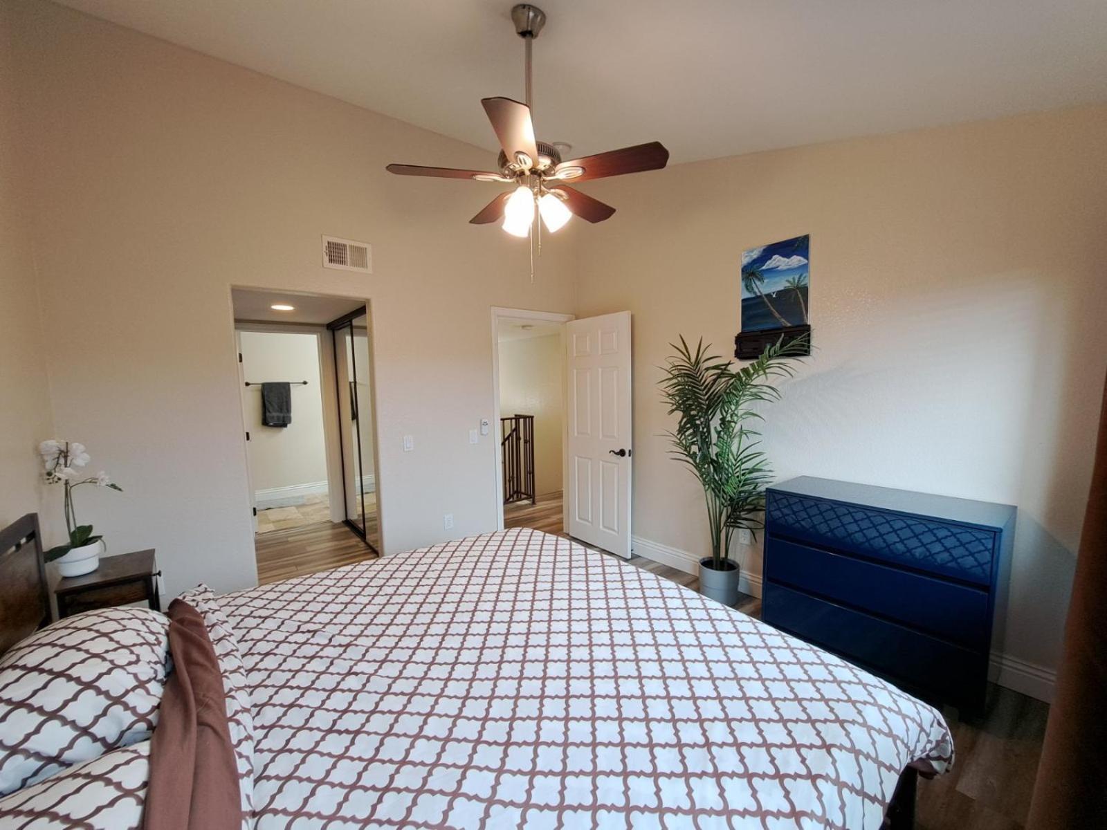 Apartamento Venetian Vacation La Jolla Two Bedroom Luxury Furnished Near And Utc Mall *
