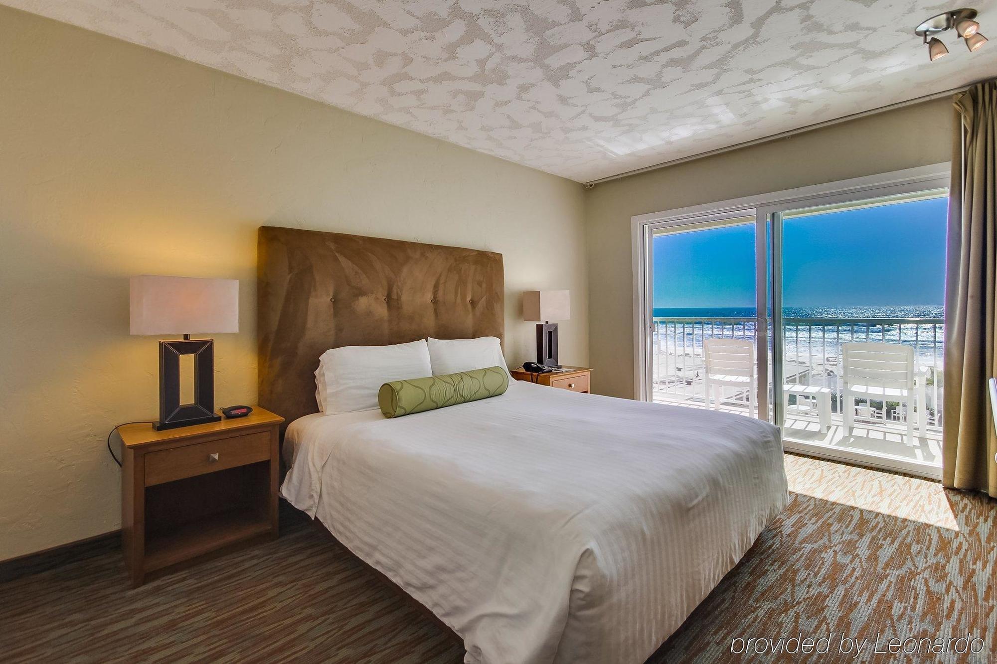 Surfer Beach Hotel San Diego