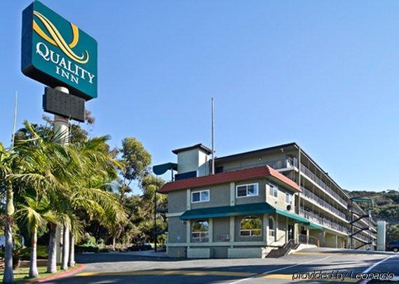 Super 8 By Wyndham Circle Hotel 2*