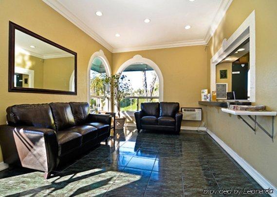 Super 8 By Wyndham Circle 2* San Diego