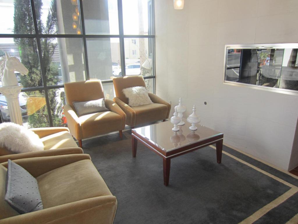 Hotel La Pensione San Diego