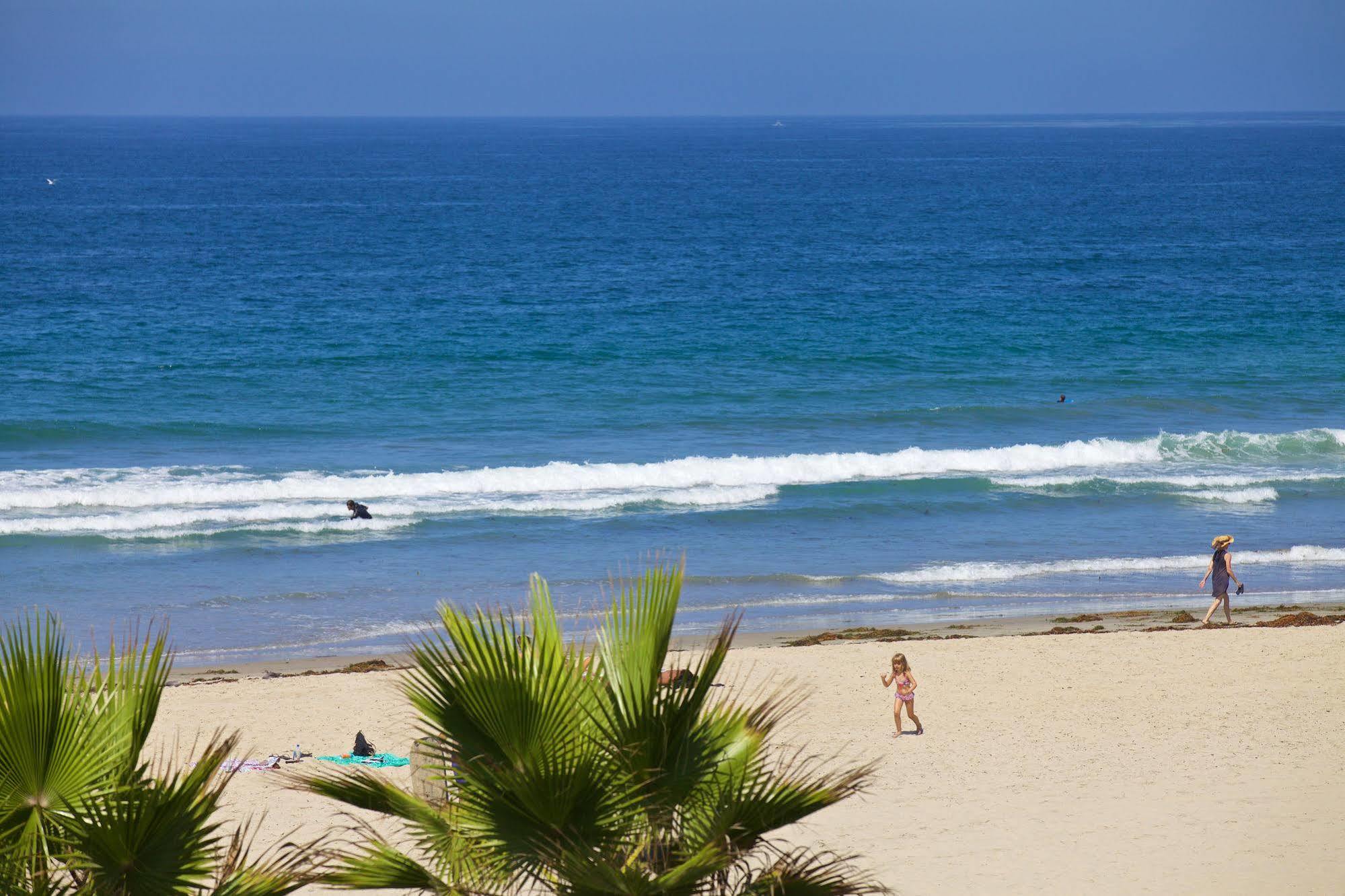 Hotel Surfer Beach 3*