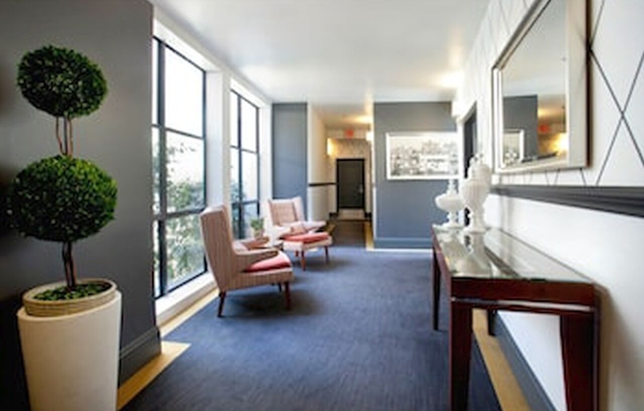 La Pensione Hotel